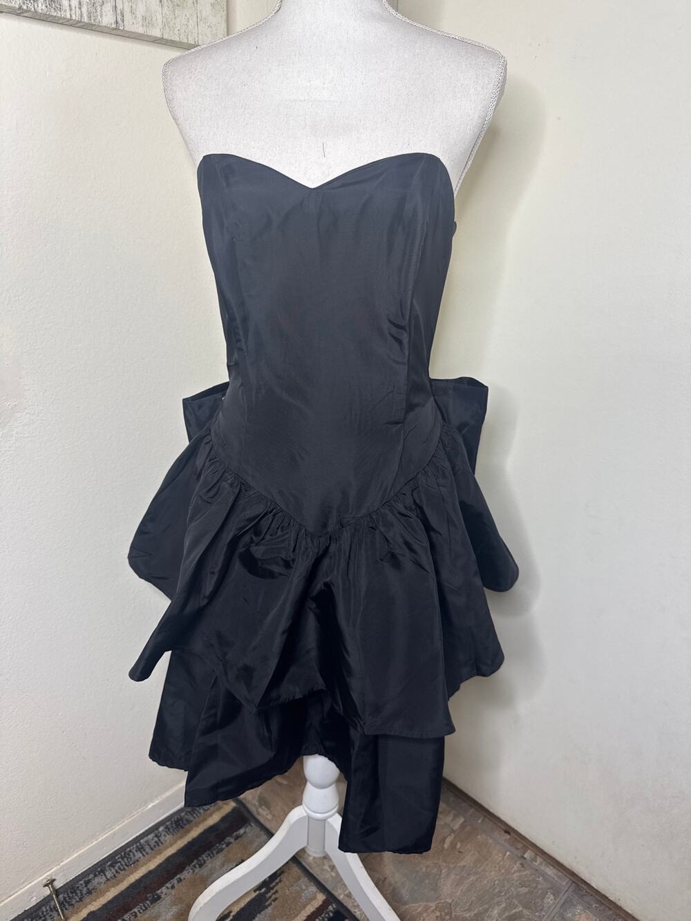 VTG 80s/90s RAMPAGE Black Sweetheart Strapless Oversized Bow Whimsigoth Vampy